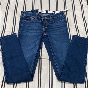 New Hollister low rise super skinny 25W